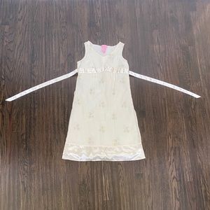 A fancy dress for older girls !! 🤍